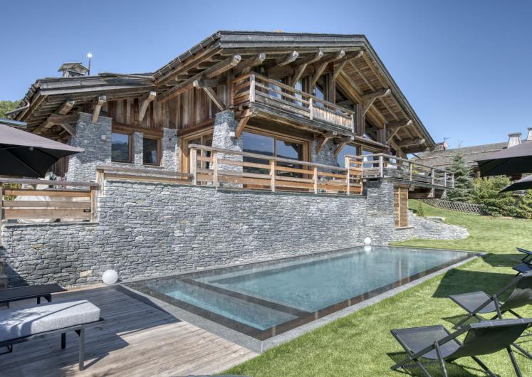 Image of Chalet Infinity