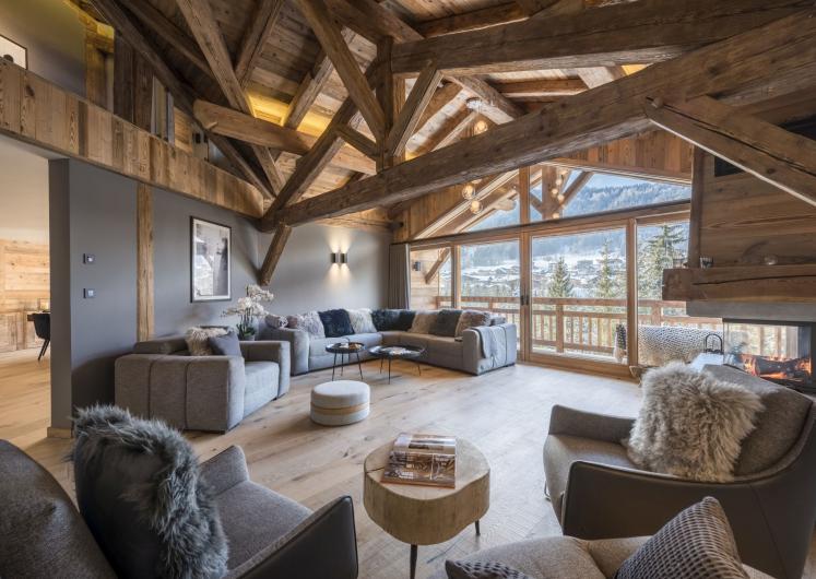 Image of Chalet Sapphire Gem