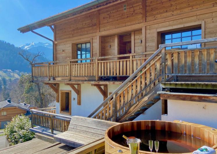 Image of Chalet De Soie