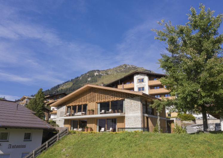 Image of Arla Luxury Home
