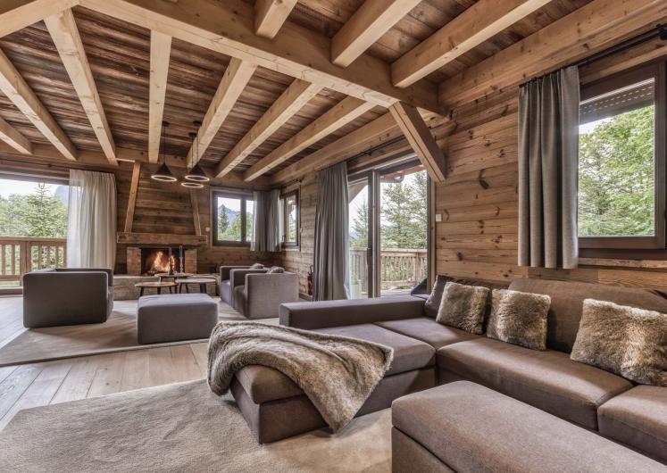 Image of Chalet Grey Fox