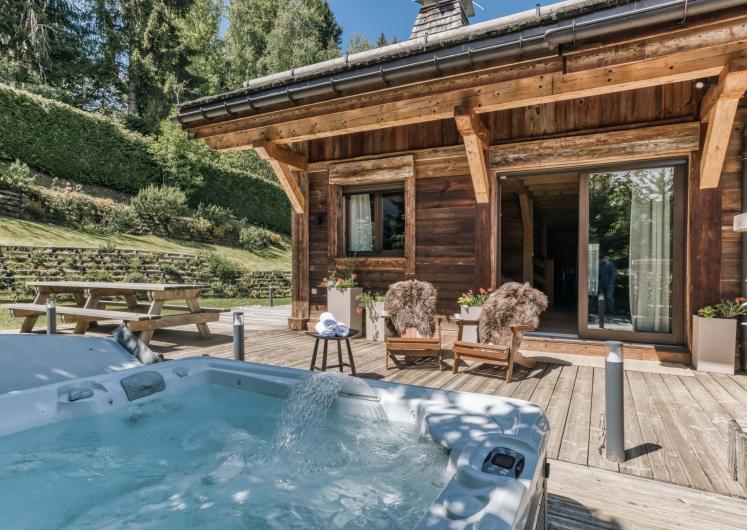 Image of Chalet Grey Fox