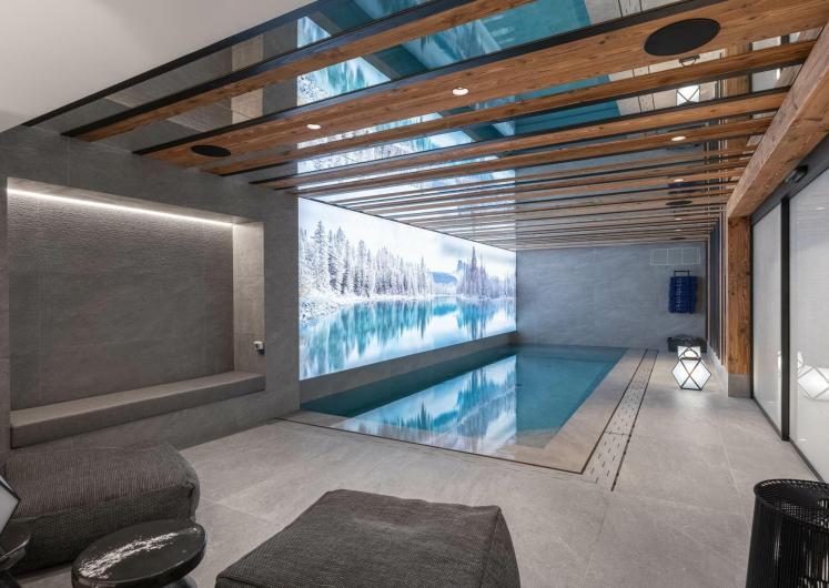 Image of Chalet Grizzly