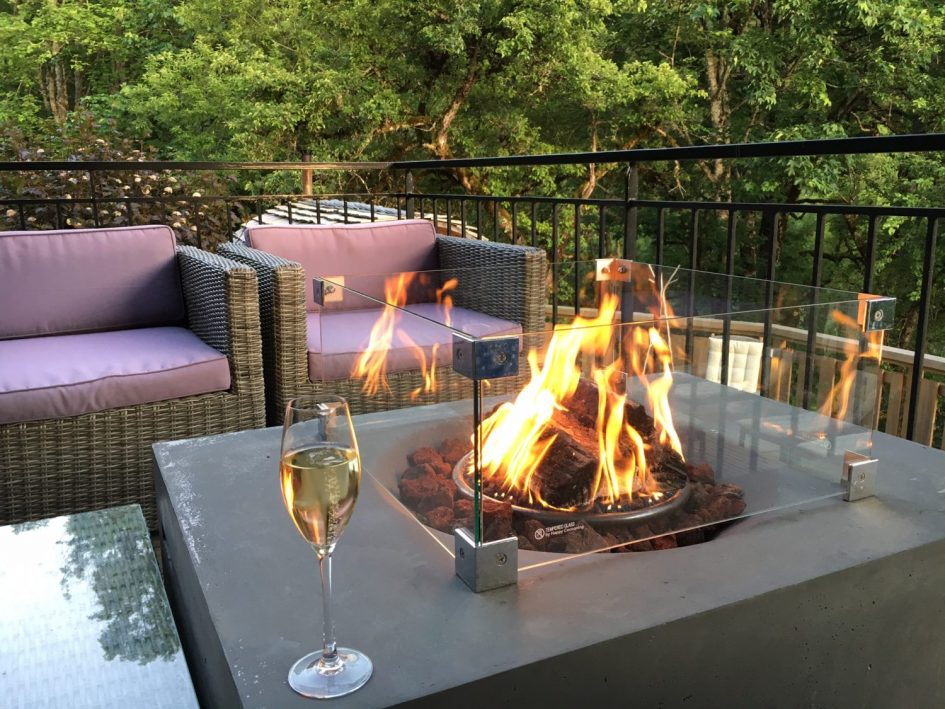 Outdoor fireplace of Chalet Twenty26, Morzine