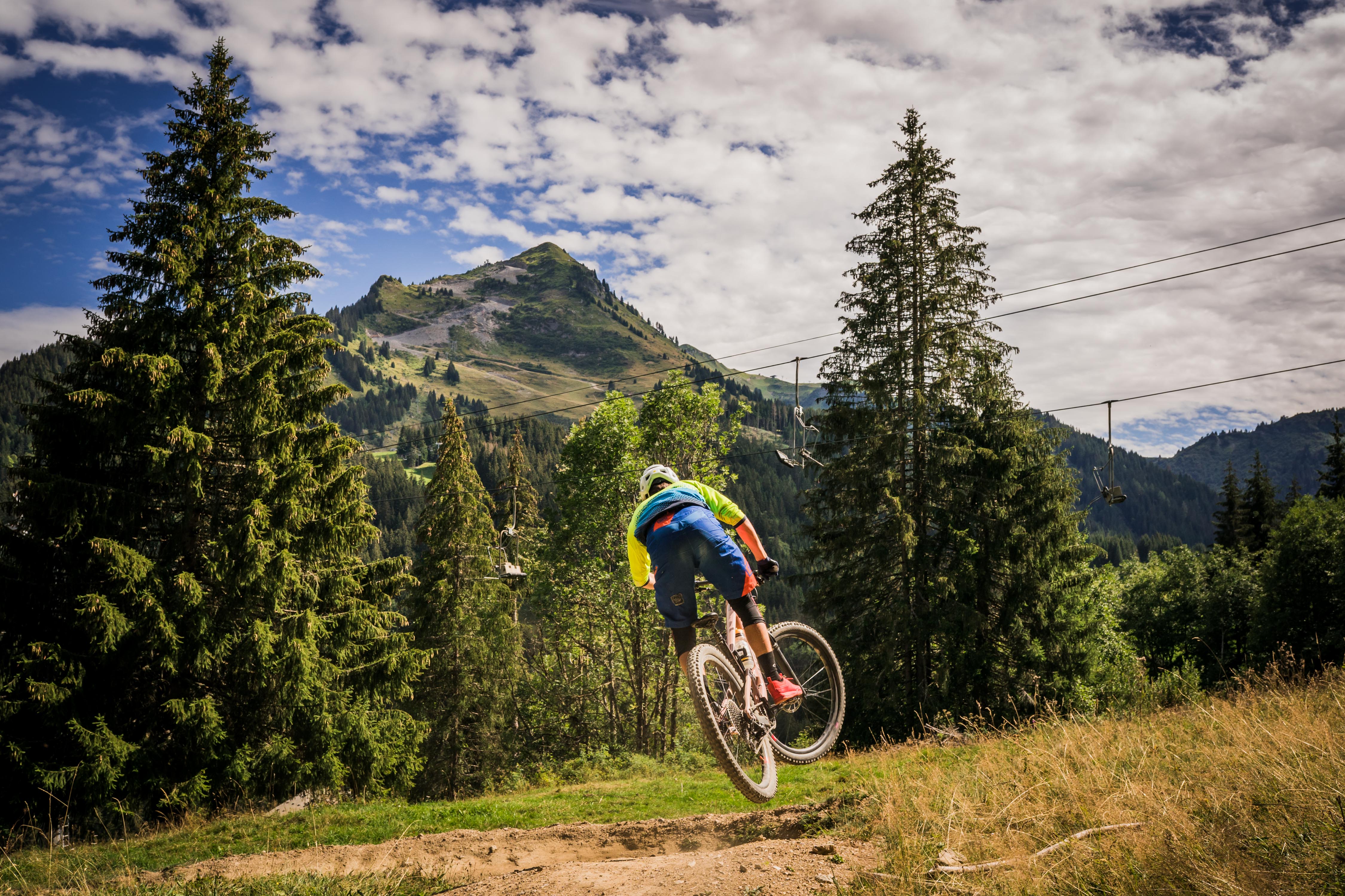 biking in Morzine, mountain biking Morzine, mountain biking in the Portes du Soleil,, mountain bike holidays 