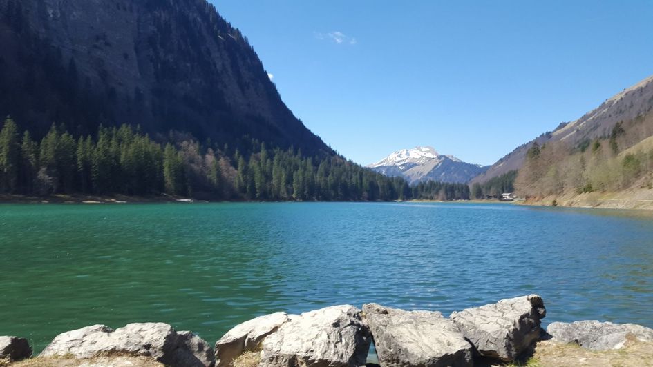 lake holiday in the Alps