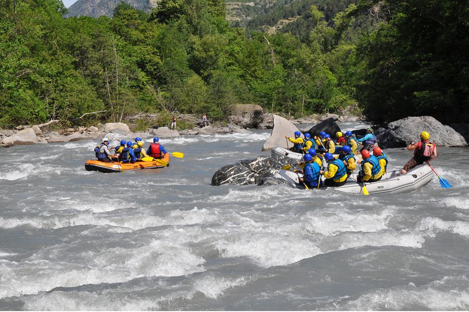 Summer watersports Morzine