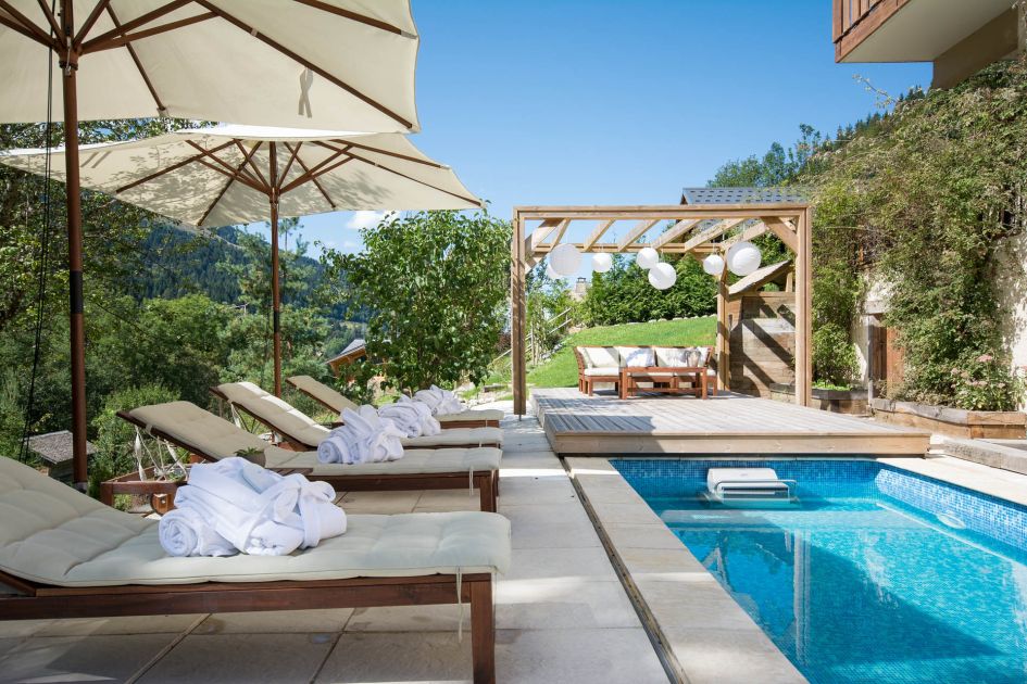 Chalet Twenty26 Swimming Pool Spa Terrace - Luxury Summer Holiday in Morzine