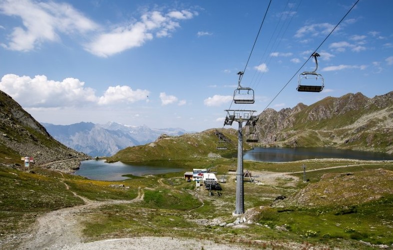 chairlifts, socially distanced holiday Verbier