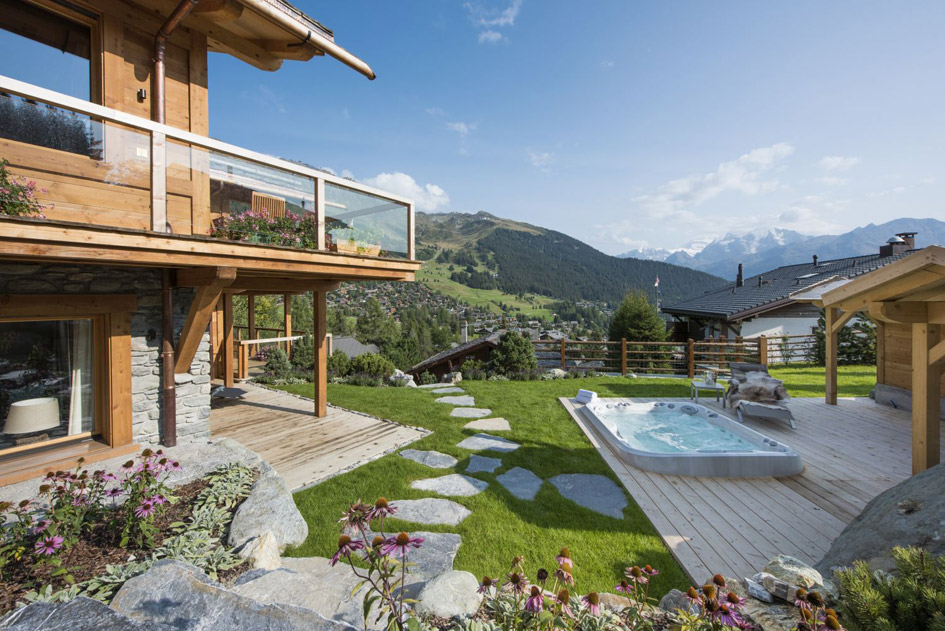 Luxury summer chalet Verbier, Chalet Les Etrennes with impressive views from the outdoor sunken ot tub and landscaped garden. 