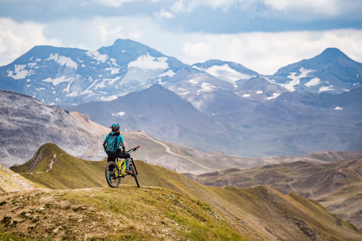 mountain biking in Vanoise National Park, activities in Vanoise National Park, National Park Holidays 