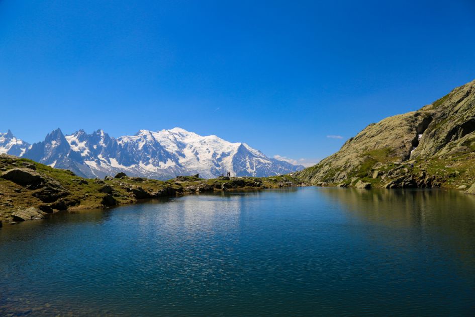 Lac des Cheserys. Credit Office du Tourisme Chamonix Lac des Cheserys, a lake in Chamonix that is perfect for exploring. Hiking in Chamonix around the lakes is the perfect summer activity.