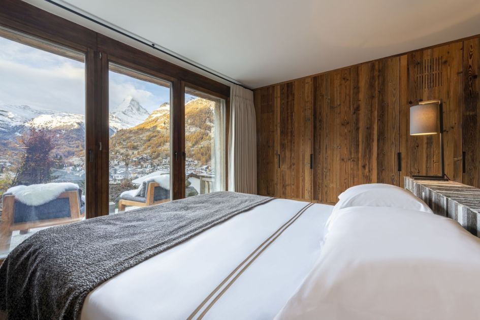 bedroom views, summer chalet with views of the Matterhorn, summer chalet in Zermatt 