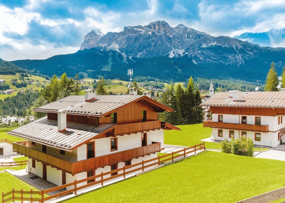 Luxury summer chalet in Cortina, LV | 02 Perla