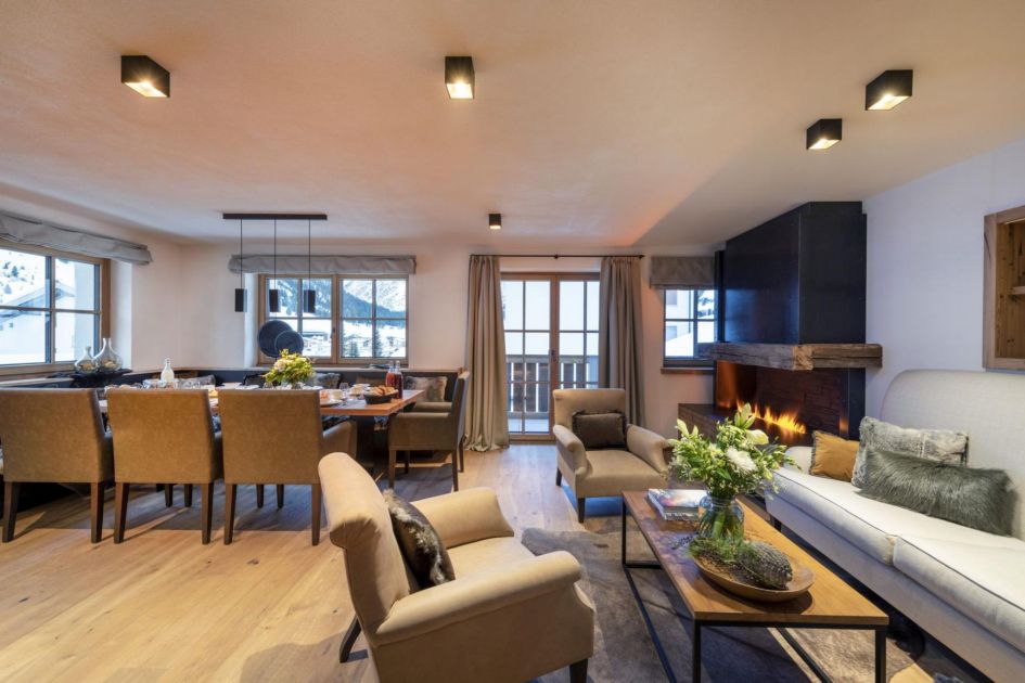 The stylish, open-plan living areas at Brunnenhof 4 offer the perfect social settings for families in the mountains.