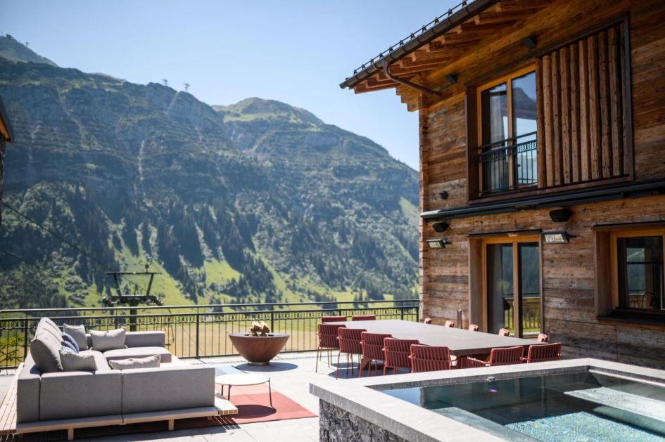 Dine alfresco and relax on the terrace in the sun together. Warm summer afternoons await at Arula Chalet 2.